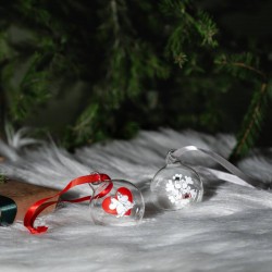 Set med  2 st Mumin glaskulor hjärta och snöflinga 5 cm