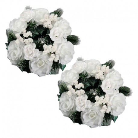 Ljusmanschett för blockljus med vita rosor och bär från swerox