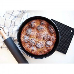 Springform 20 cm non-stick beläggning och löstagbar botten från Martines
